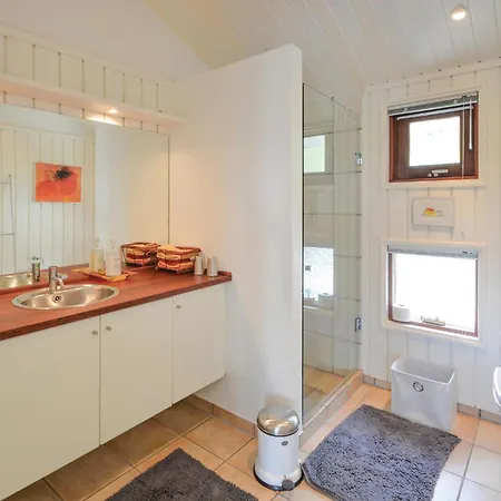 Vakantiehuis Three-bedroom In *