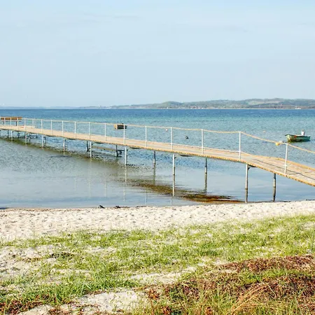 Vakantiehuis Three-bedroom In Ebeltoft